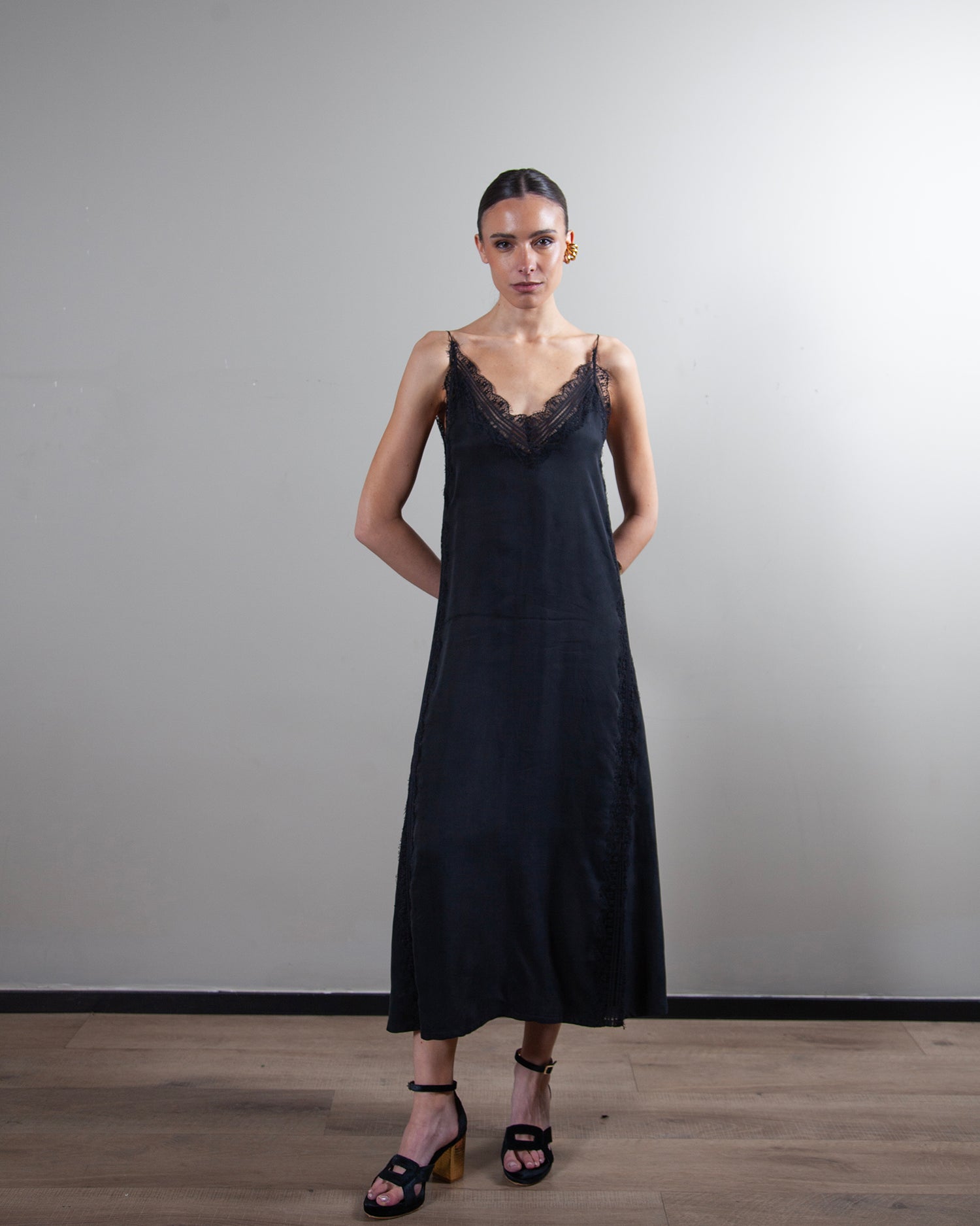 Vestido Jacinta Negro