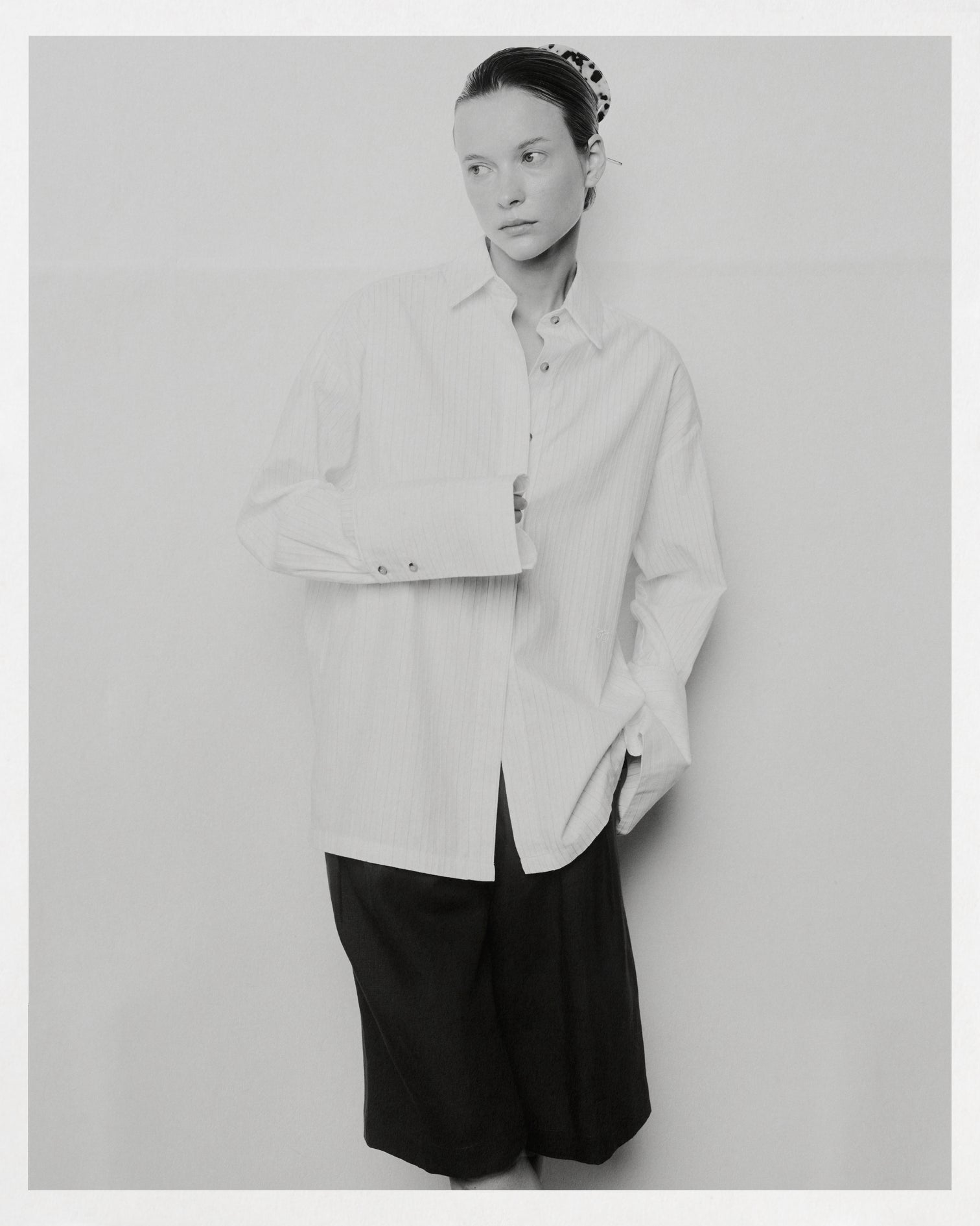 0043 Bermuda Lana Dark Blue