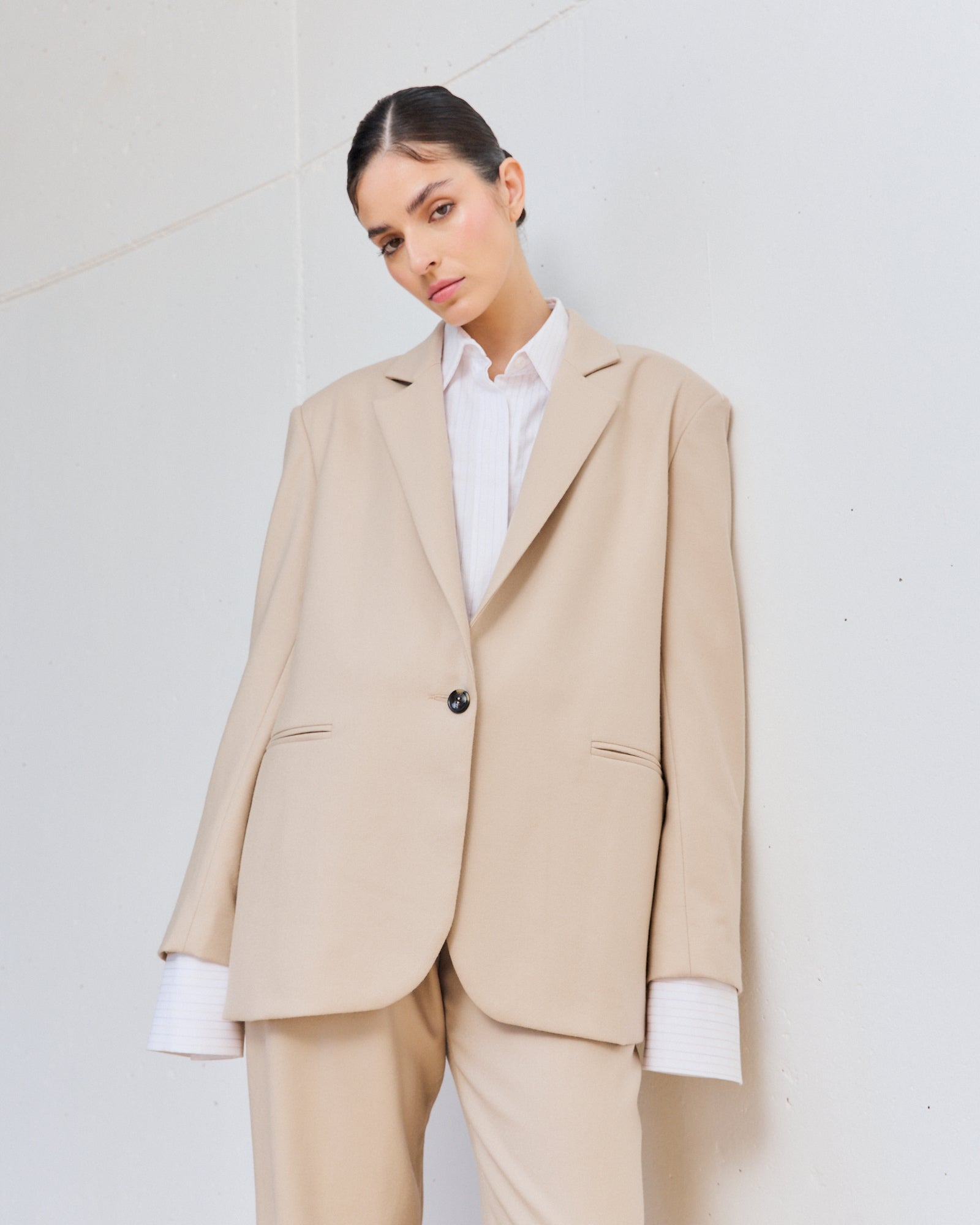 0008 Blazer Oversized Lana Gruesa Beige