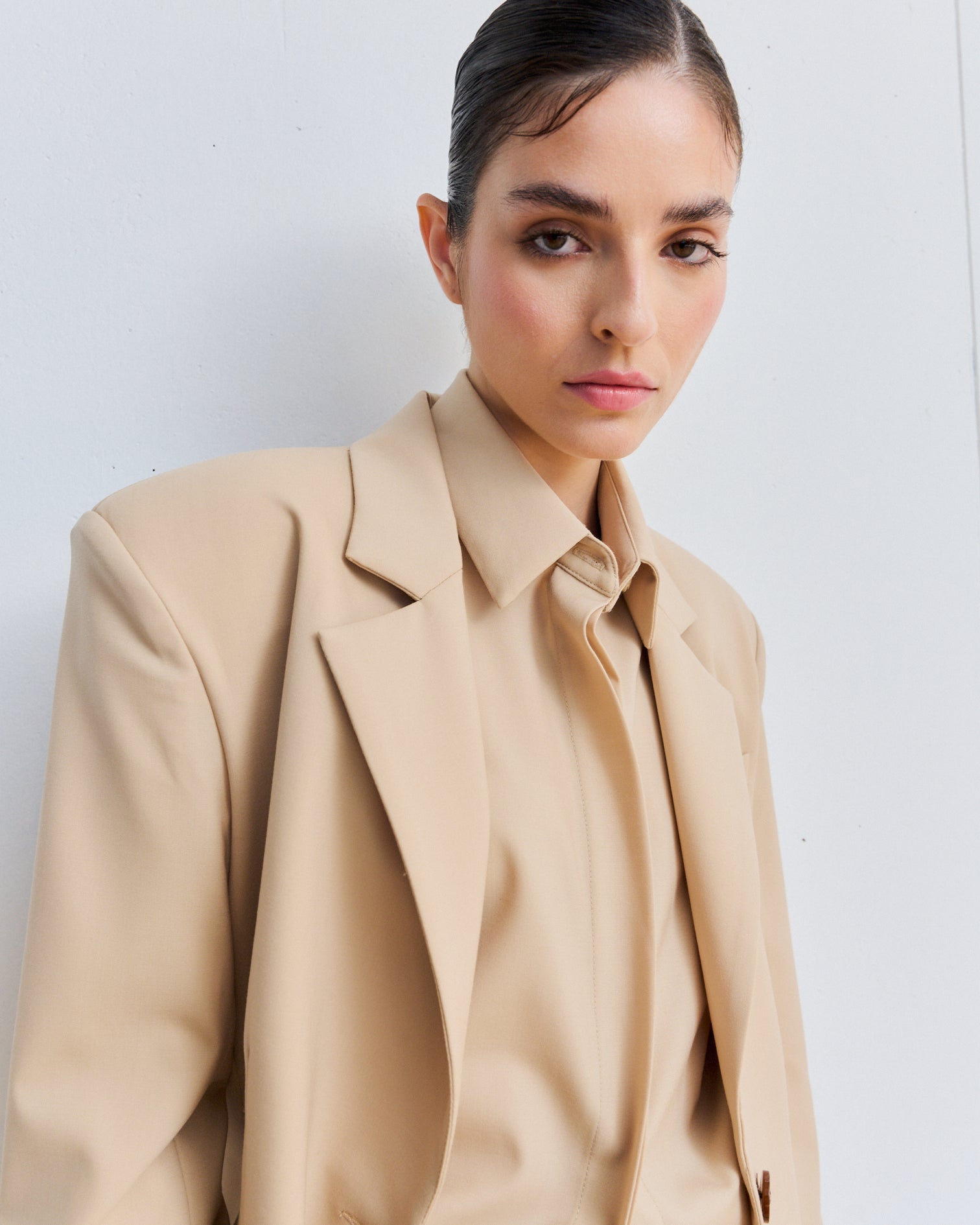 0032 Classic Shirt Beige