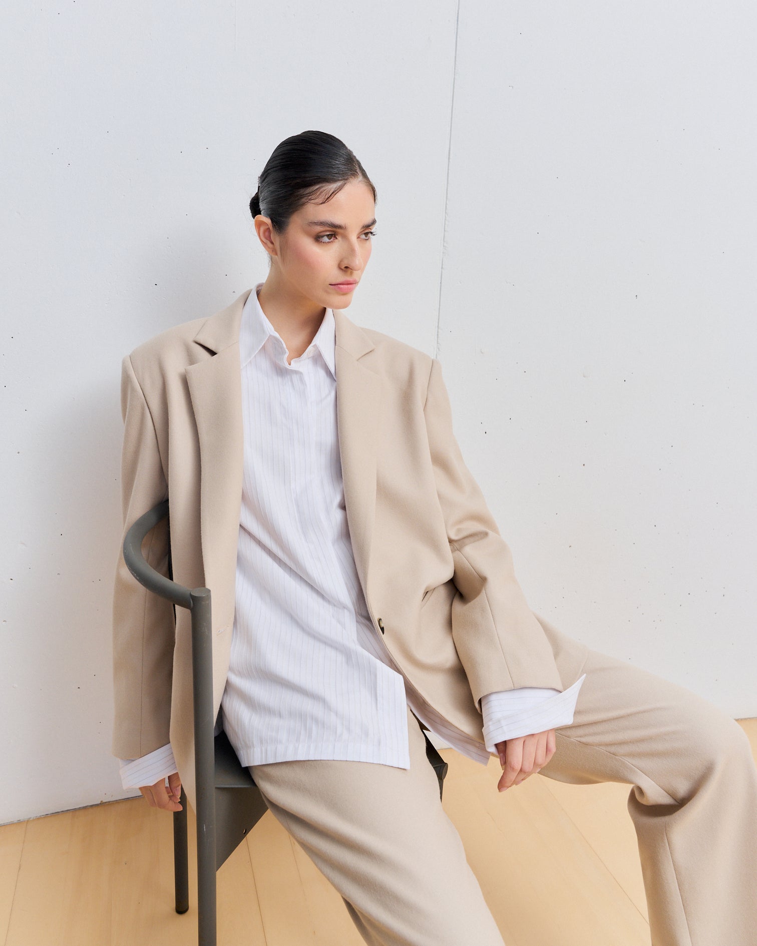 0032 Classic Shirt Puños Blanca con Líneas Negras