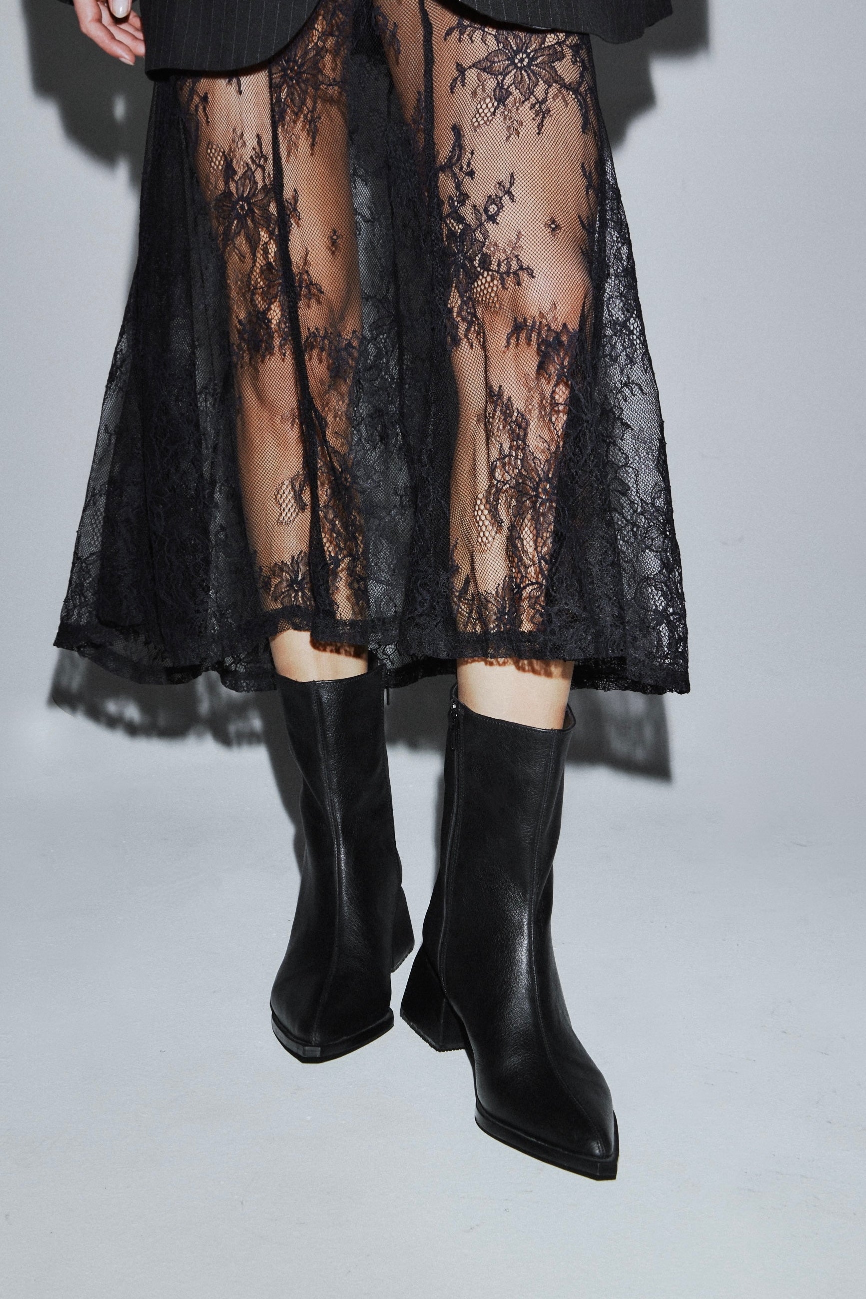 Botin Helena Black