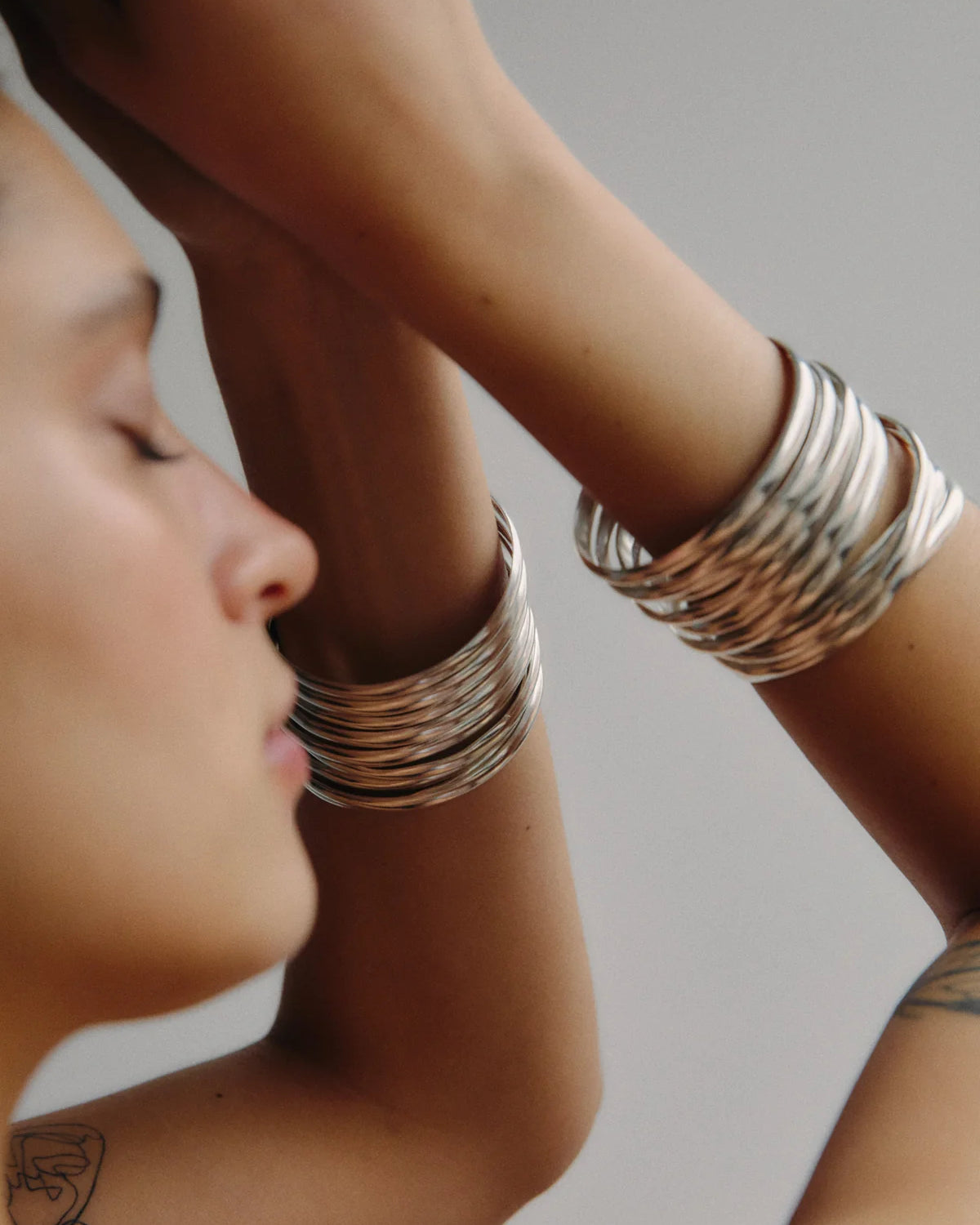 Wavy Bangle