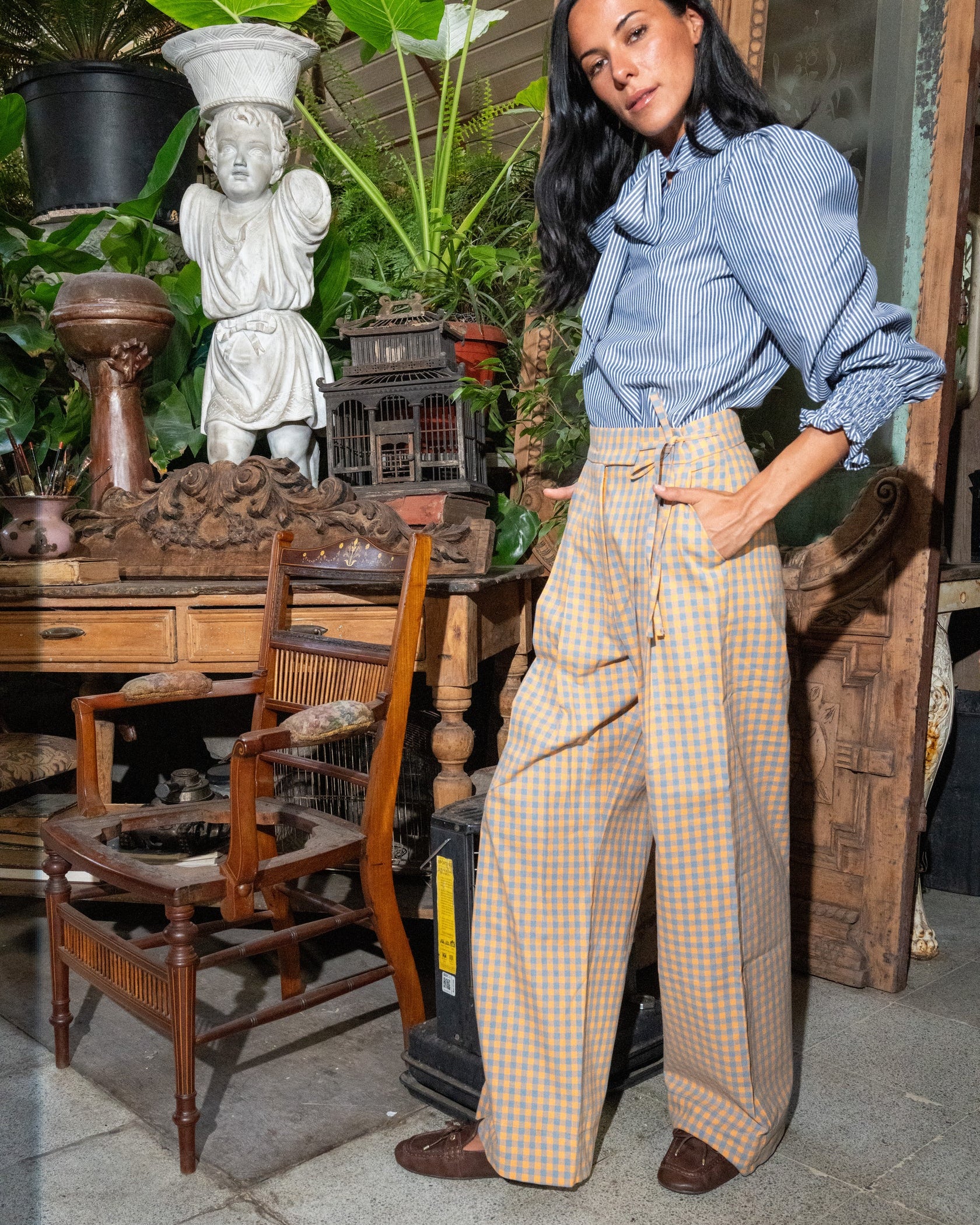 Pantalón Pinzas Tira y Bombacho