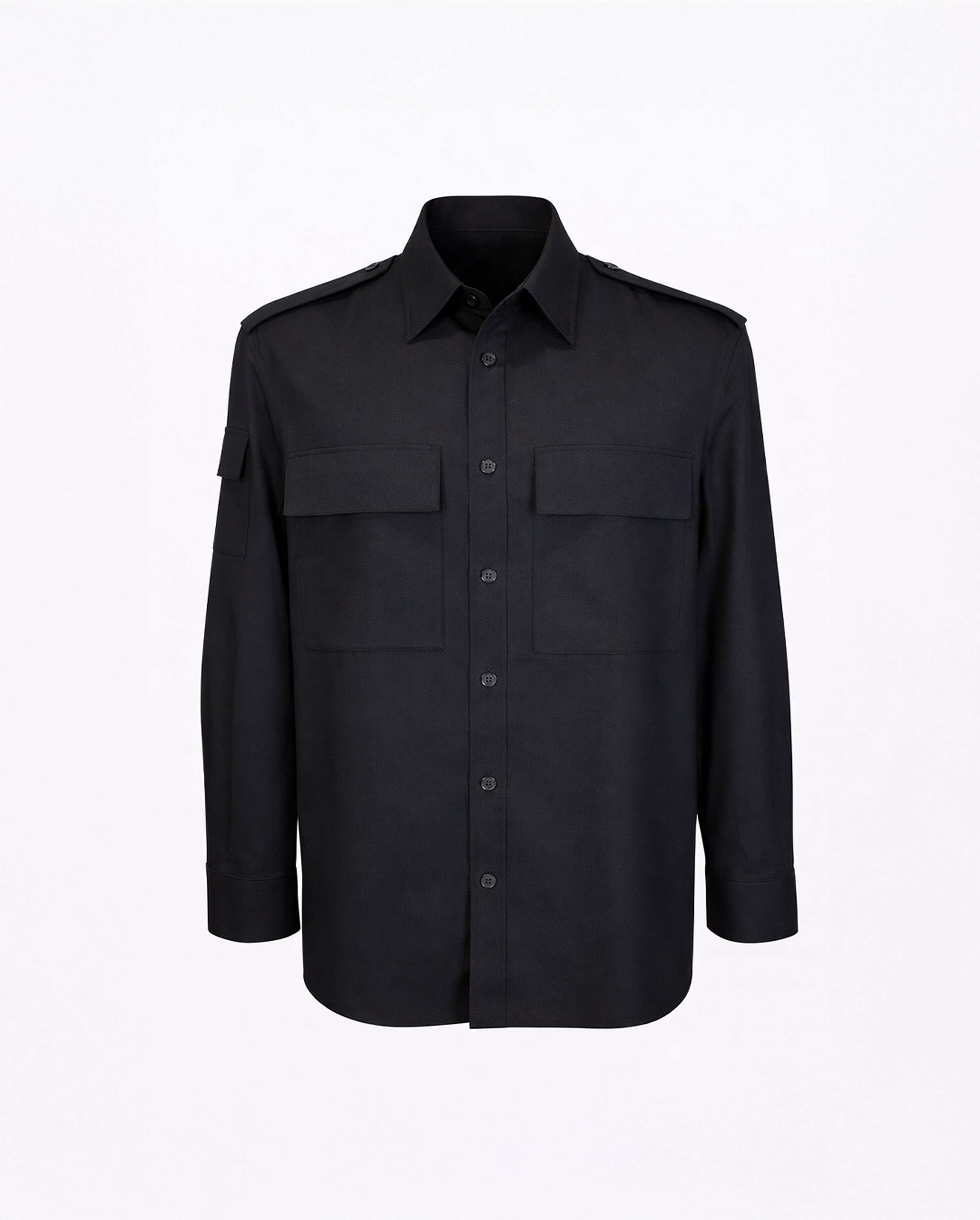 Sobre Camisa Negra Lana Liviana