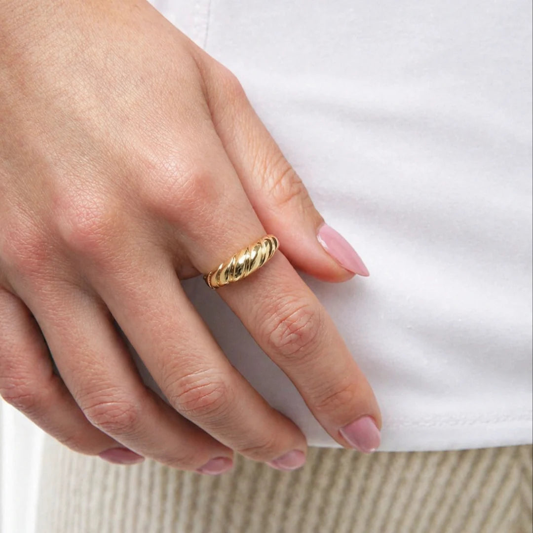 Anillo Croissant Oro Amarillo