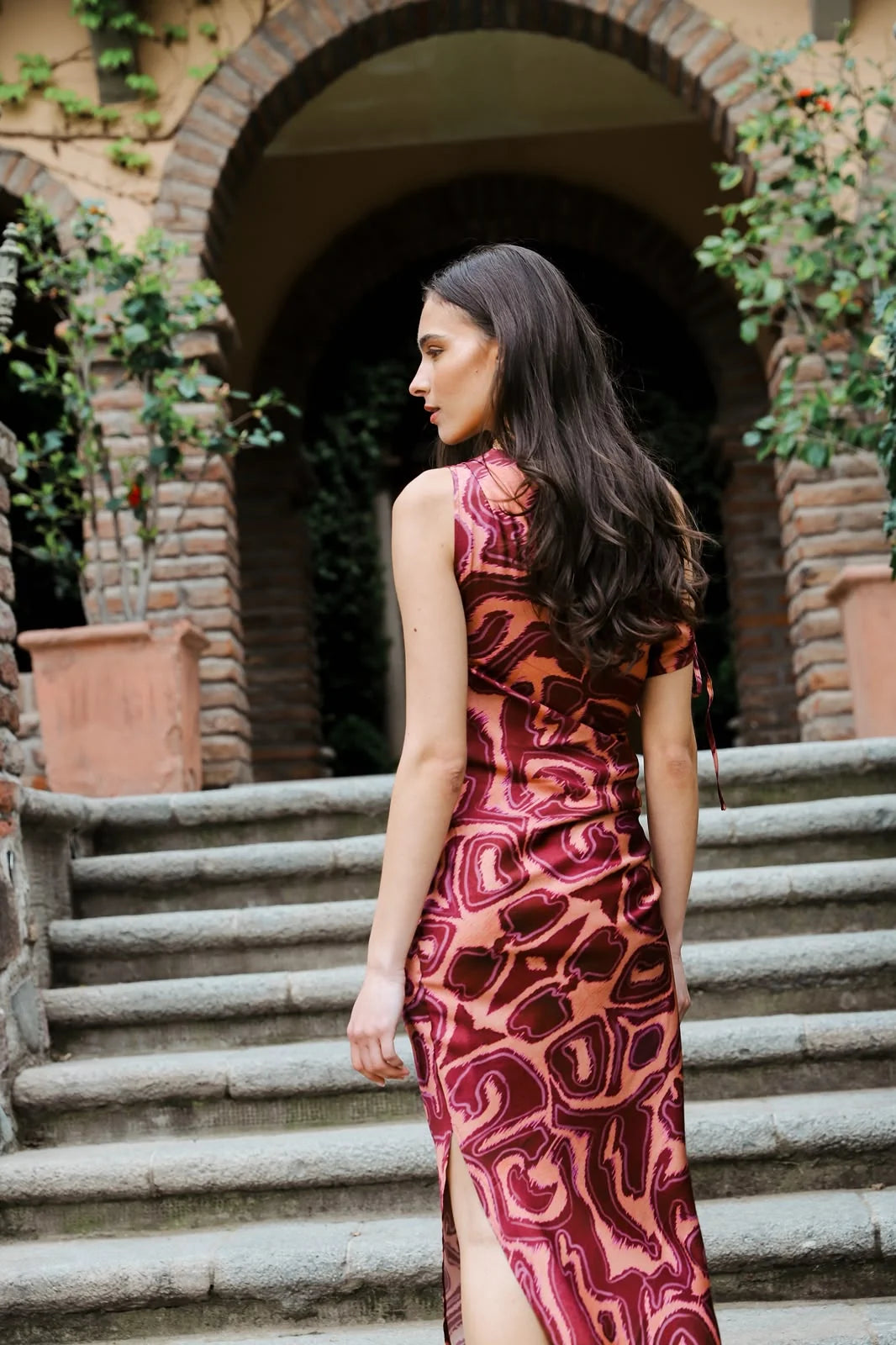 Vestido Moira Abstract Rose