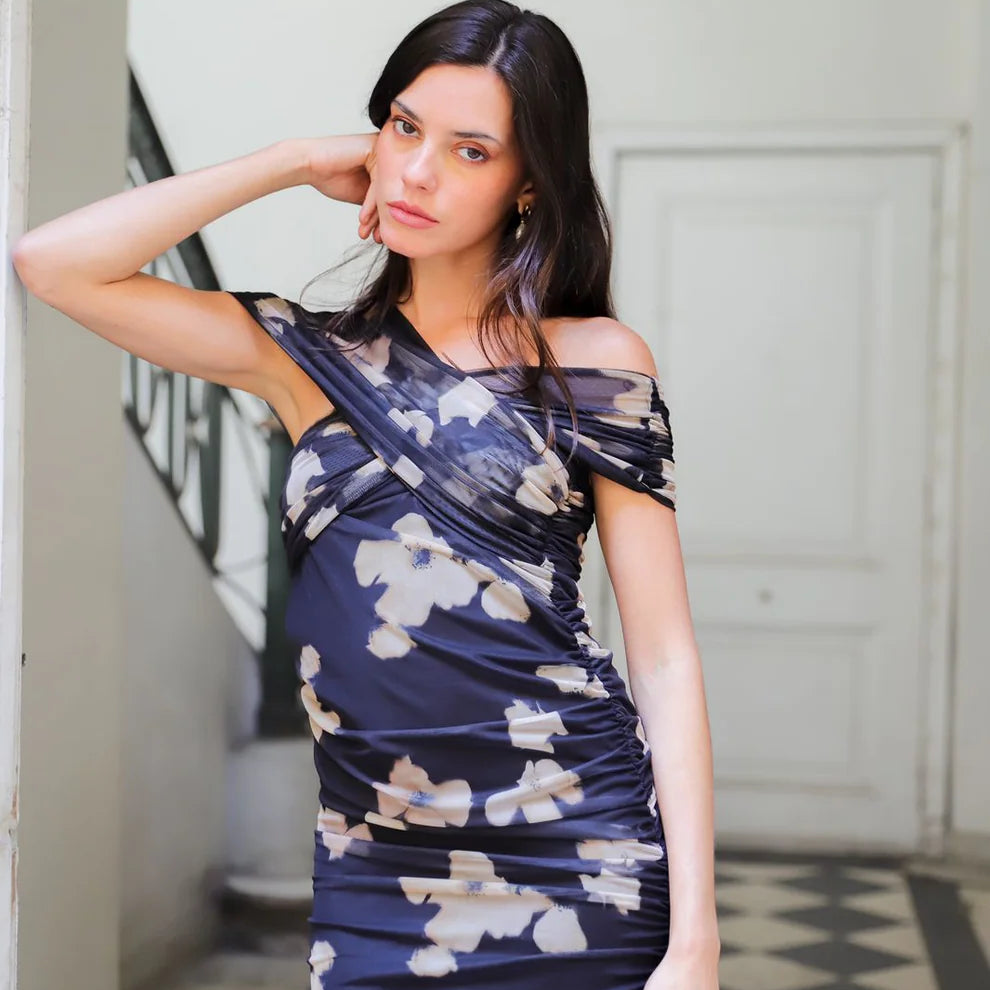 Vestido Yves Black Flowers