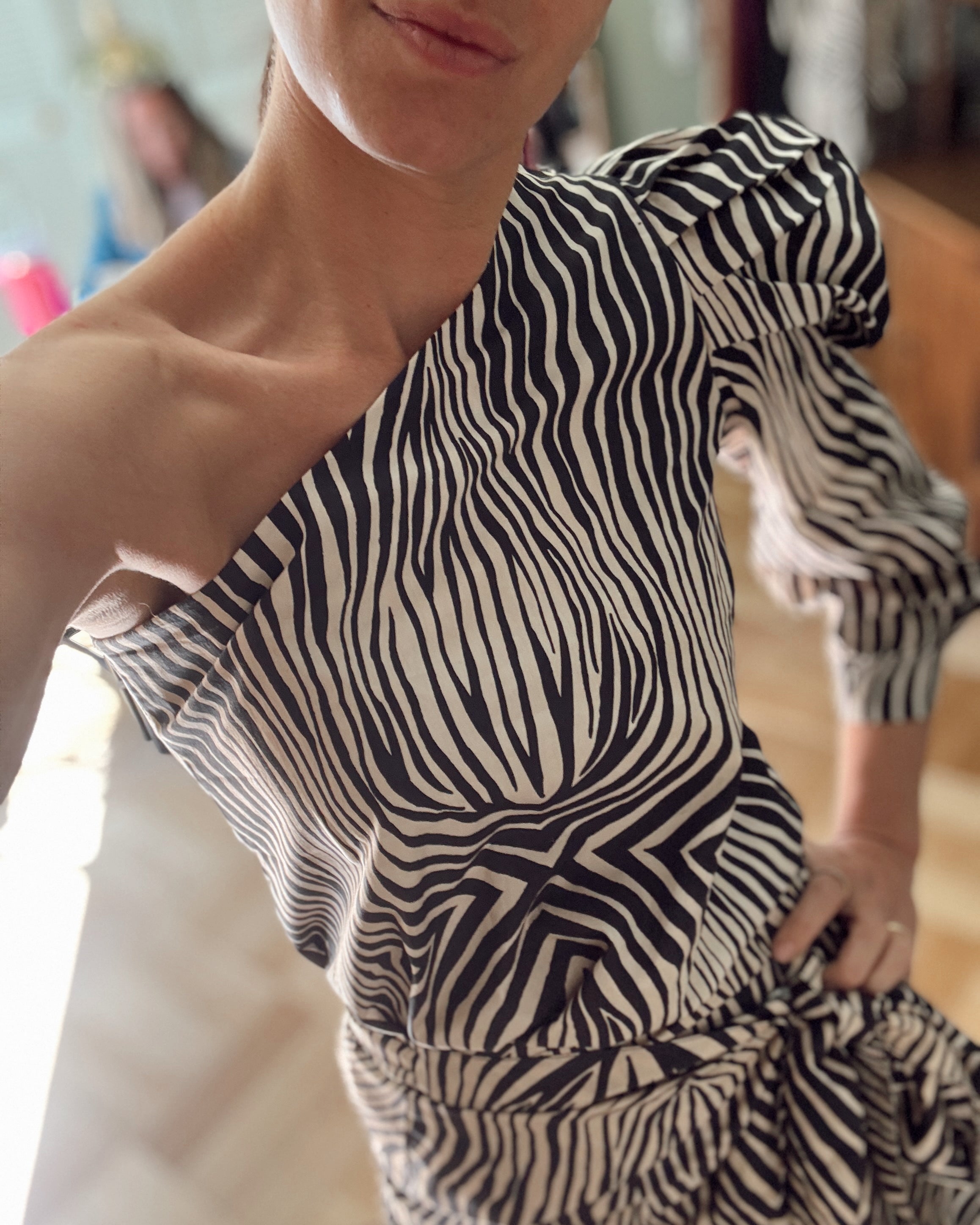 Blusa Un Hombro Cebra