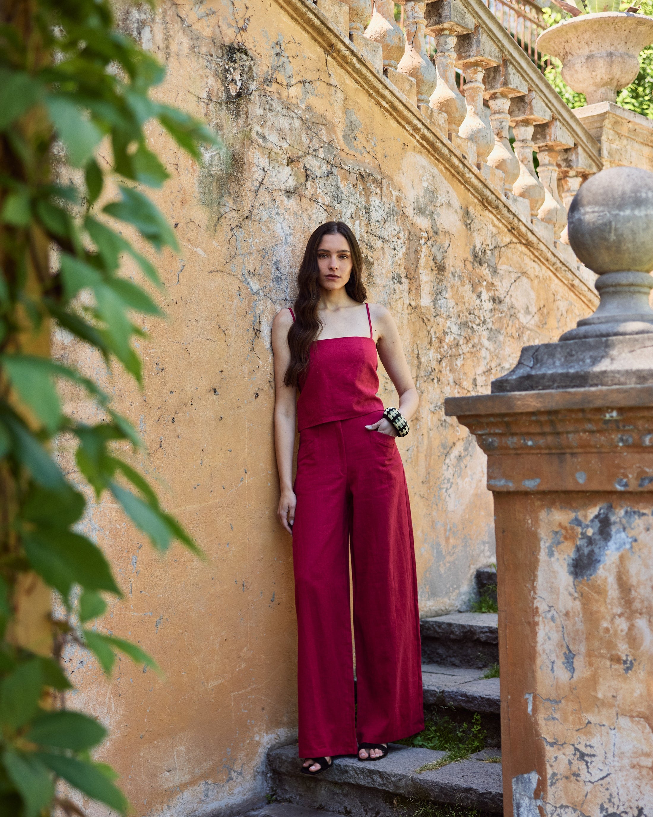 Pantalón Lourdes Lino Burdeo