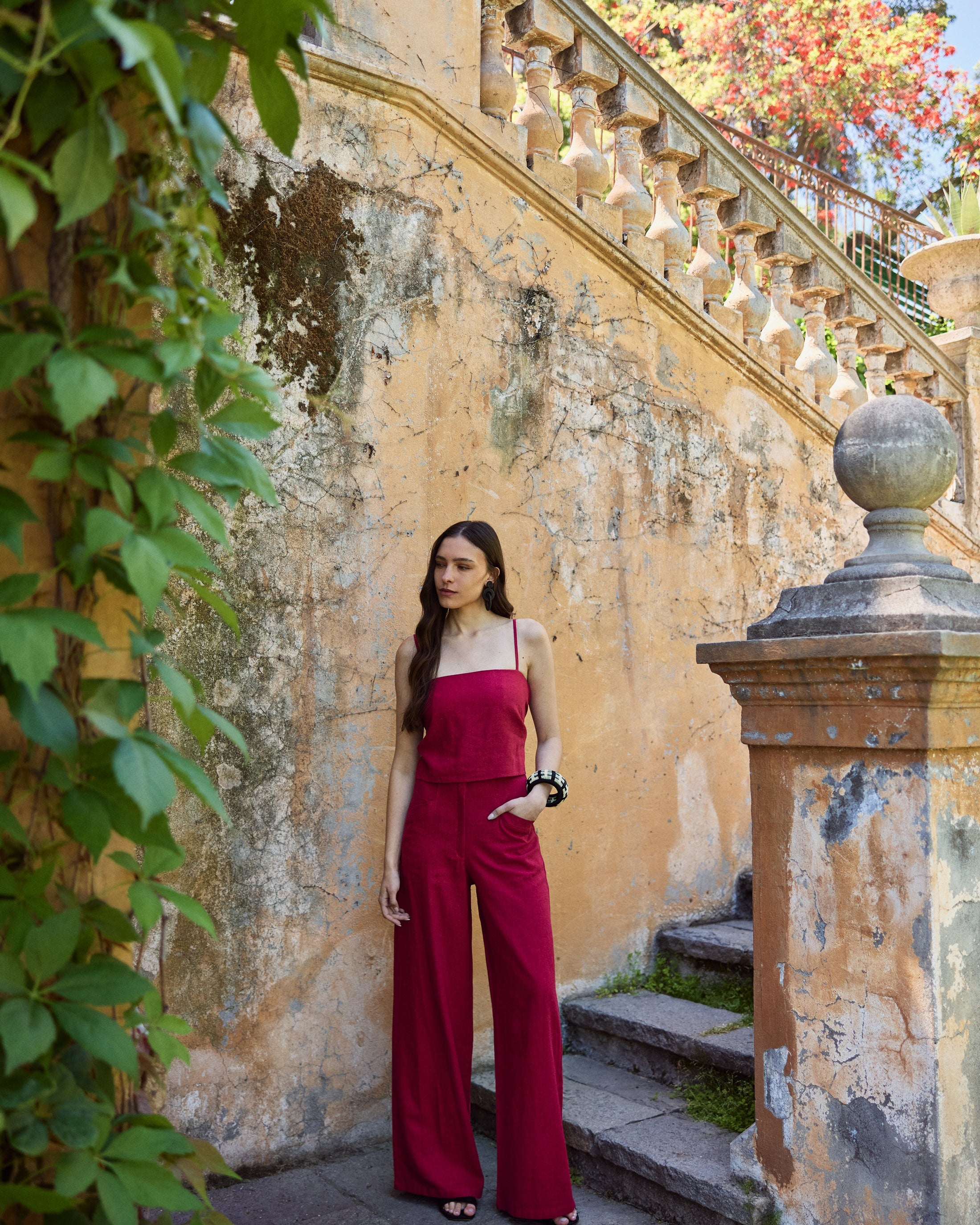 Pantalón Lourdes Lino Burdeo