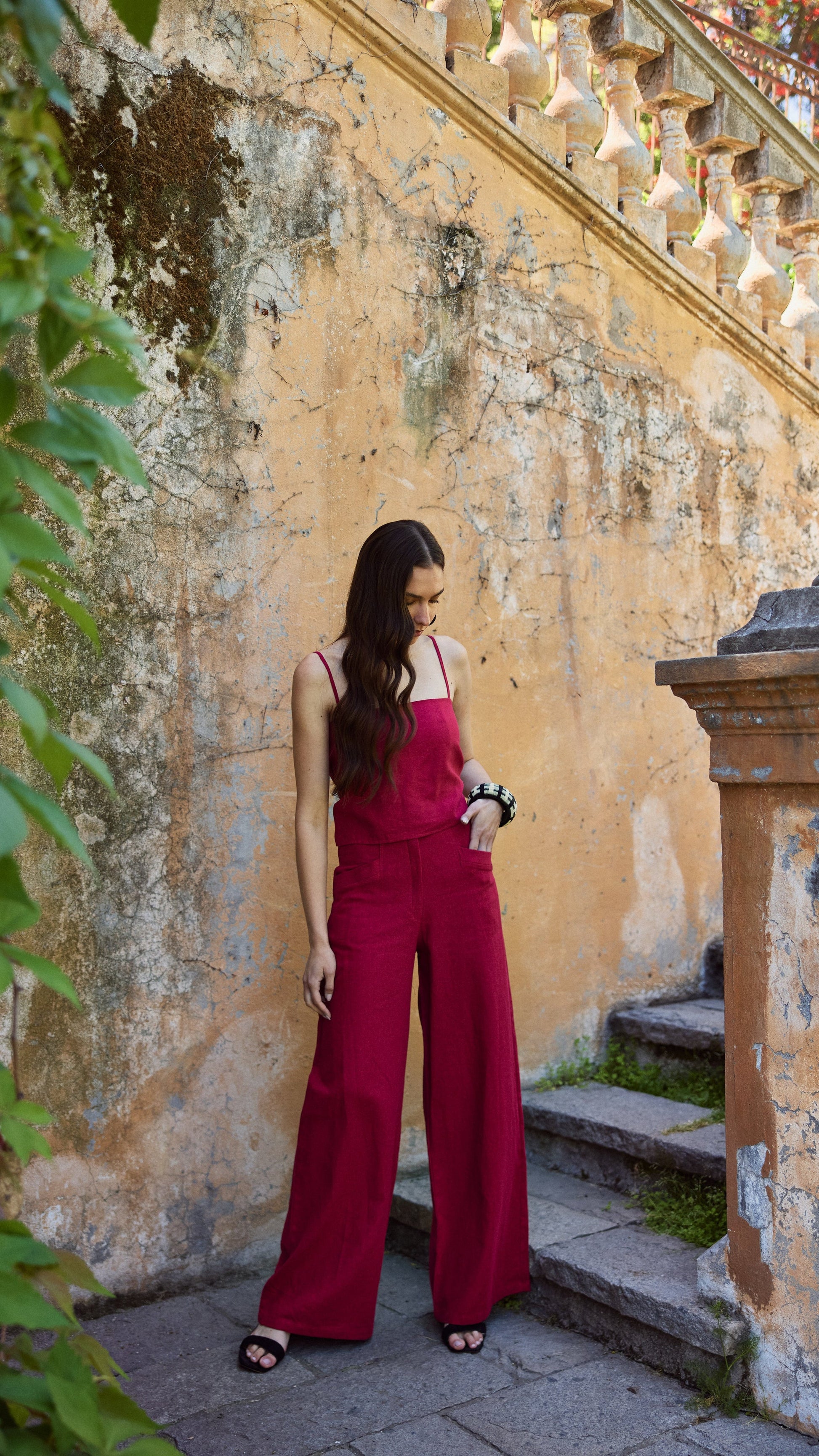 Pantalón Lourdes Lino Burdeo