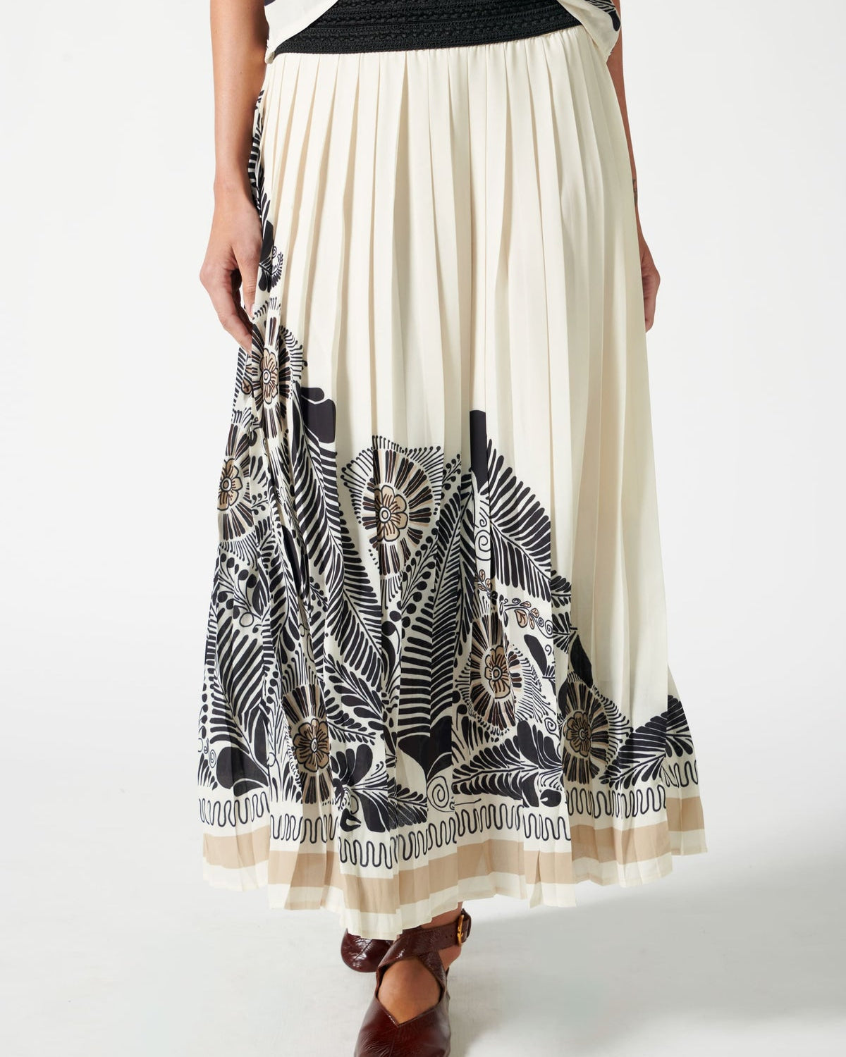 Falda Gavilán Arena