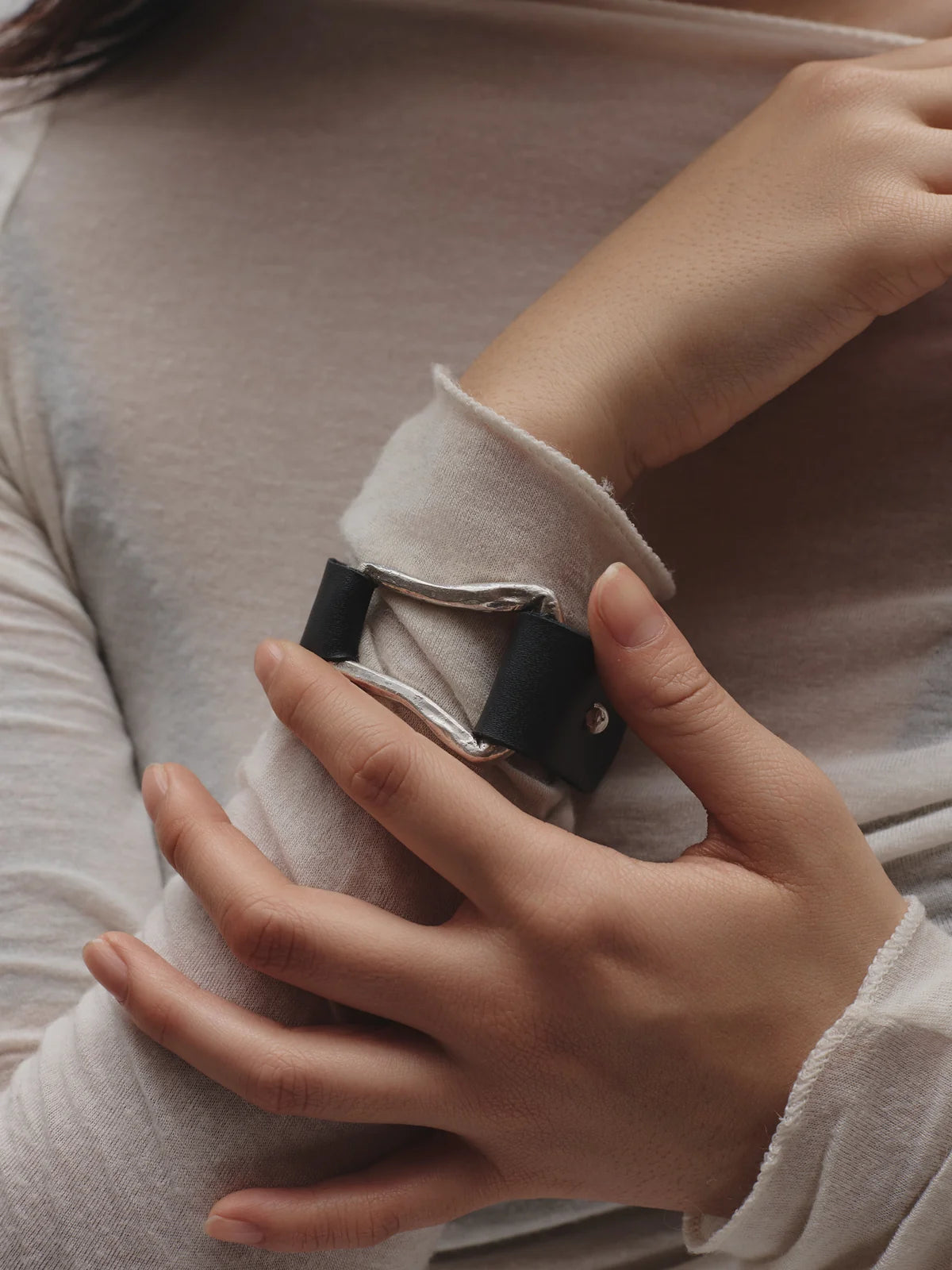 The Leather Cuff Silver