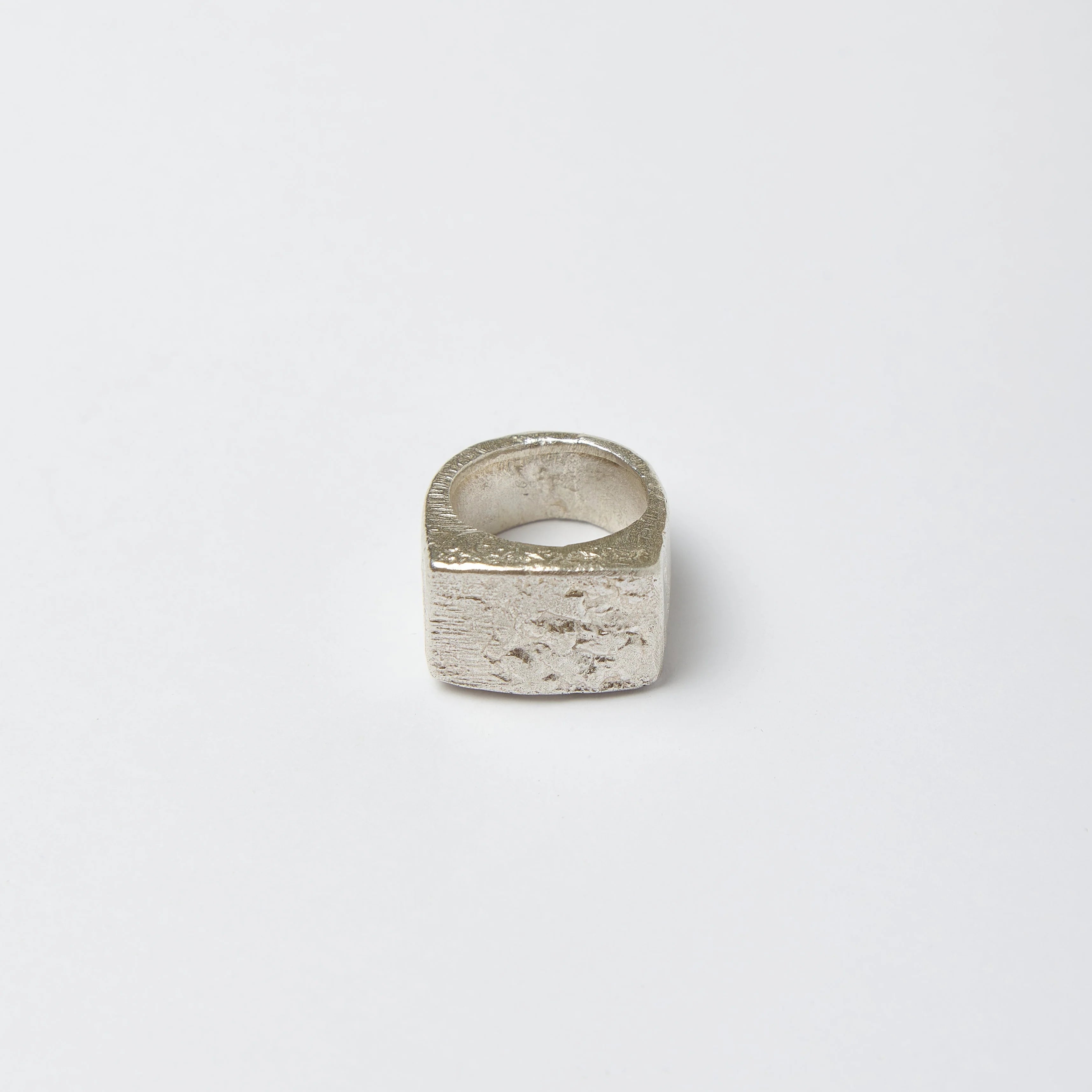 The Signet Ring Silver