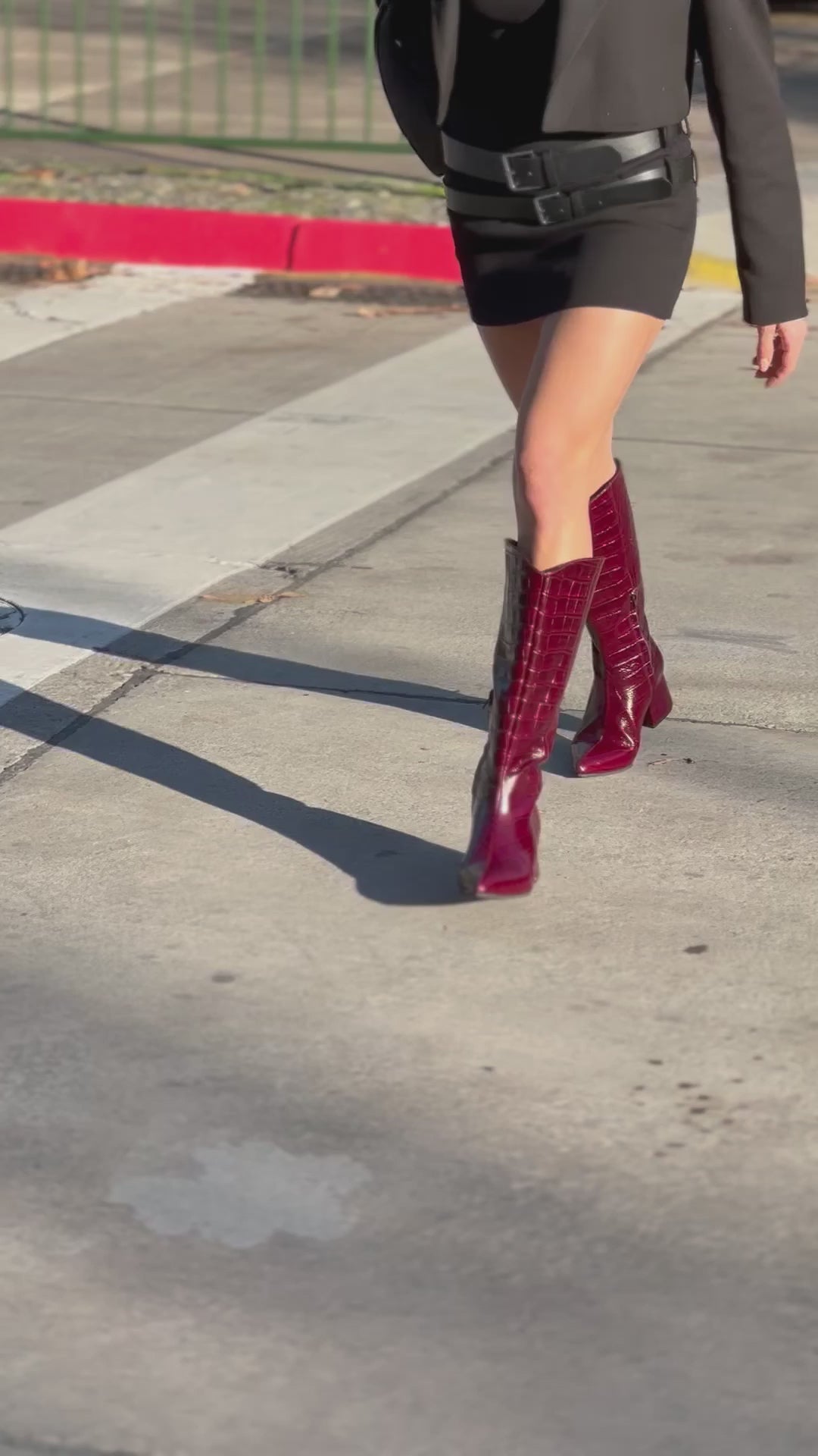 Botas Metis Croco Cherry